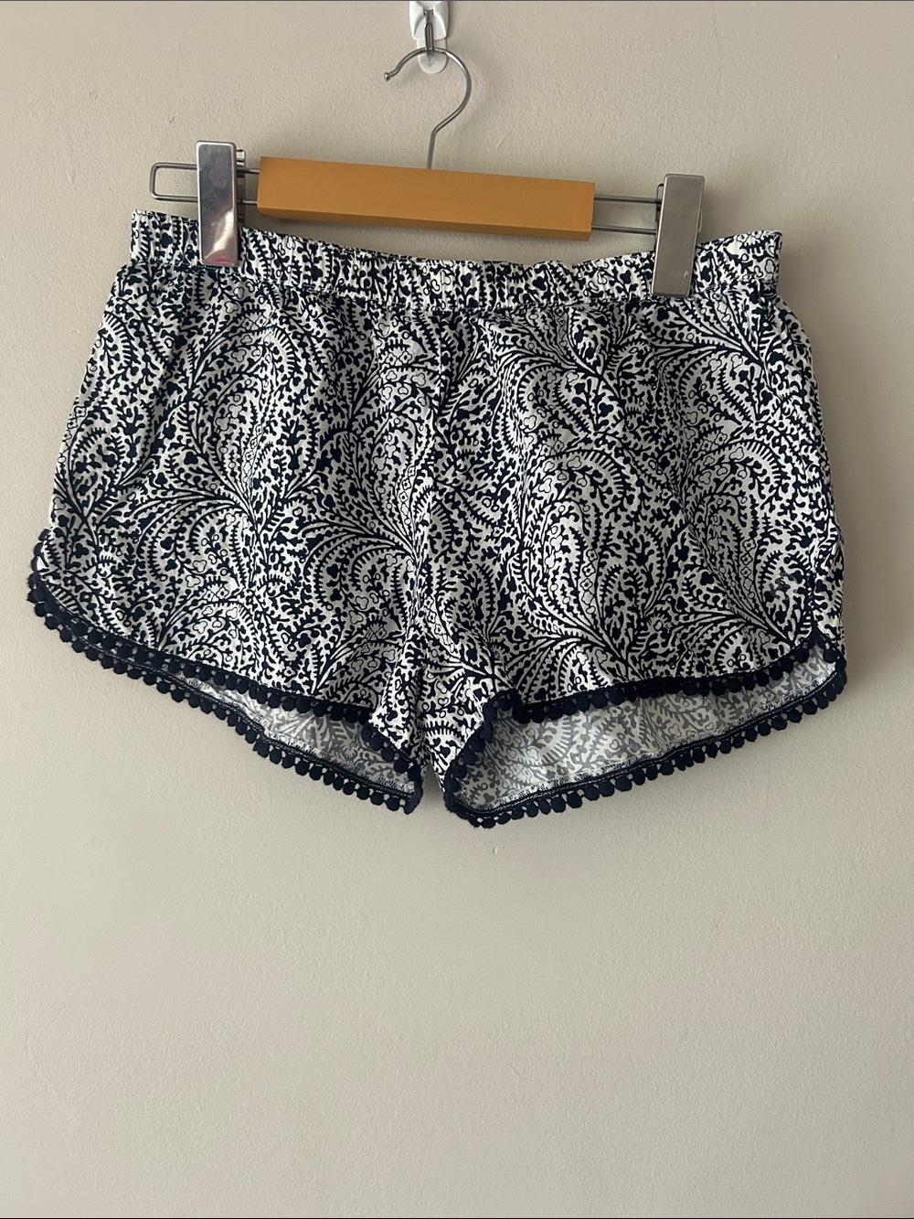 aerie Navy & White Paisley Lounge Shorts